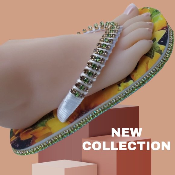 Women's Luxury Flip Flops Yellow Flowes crystals and rhinestones, all occasions. - Picture 3 of 17